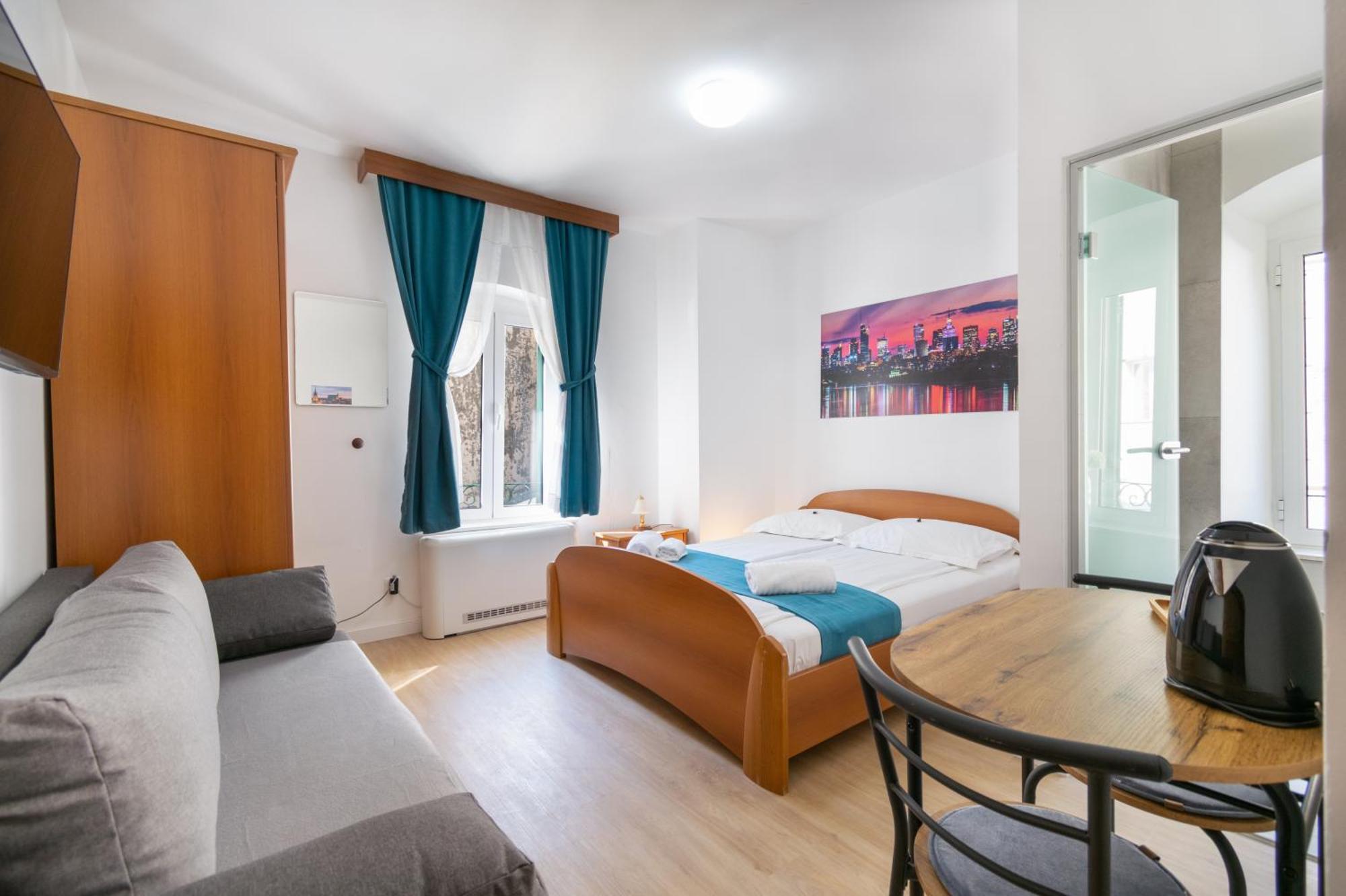 Bed & Breakfast Palac -Free Parking- Baška Voda Exteriér fotografie